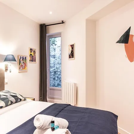 Design & New Loft In Heart Of Apartment *